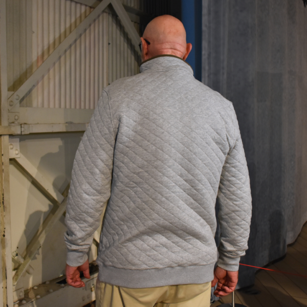 Qu - LW: Men's Quilted Pullover